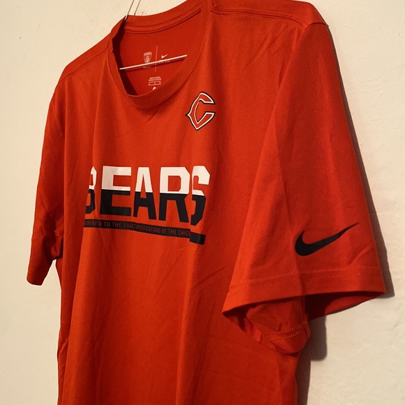 Chicago Bears Short Sleeve Nike dri fit - Picture 4 of 5